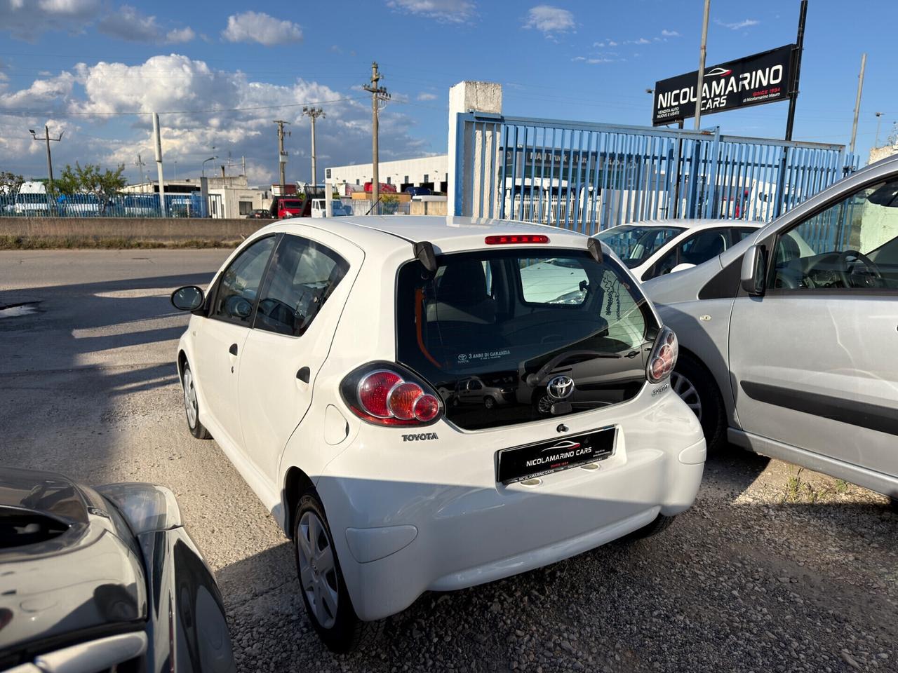 Toyota Aygo 1.0 5 porte Now Connect “NAVI”
