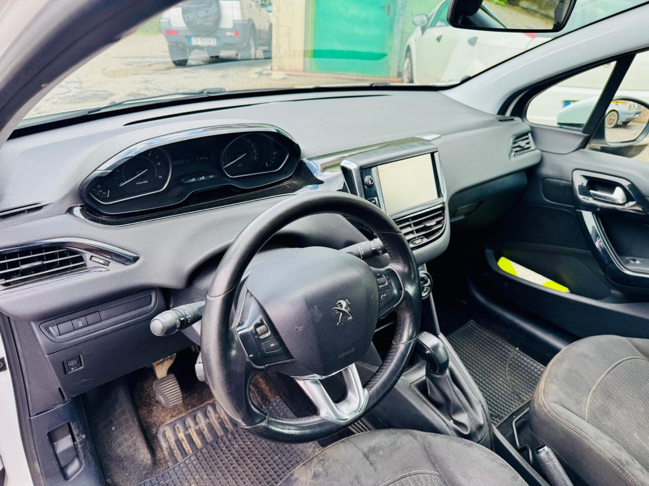 Peugeot 208 BlueHDi 75 5 porte ok neopatentati