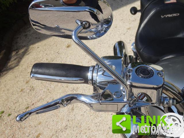 HARLEY-DAVIDSON V-Rod VRSCB