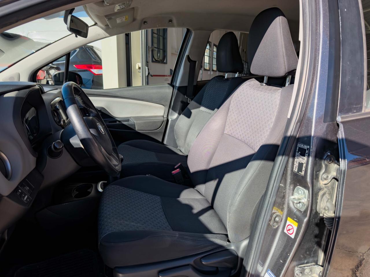 Toyota Yaris 1.0 5 porte Active 69 cv