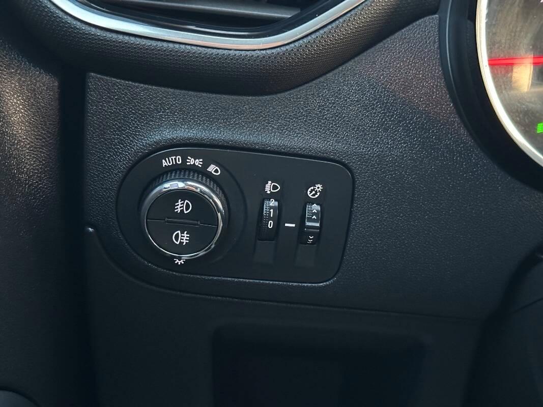 Opel Crossland 1.5 ecotec Elegance 120cv AUTOMATICA