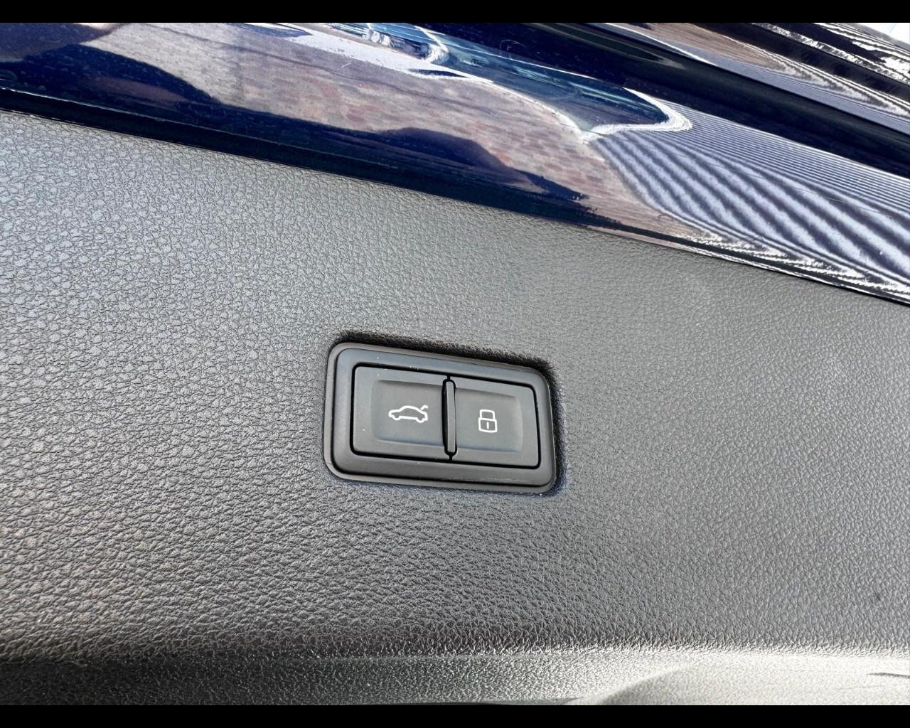 AUDI Q8 50 TDI MHEV TIPTRONIC QUATTRO SPORT
