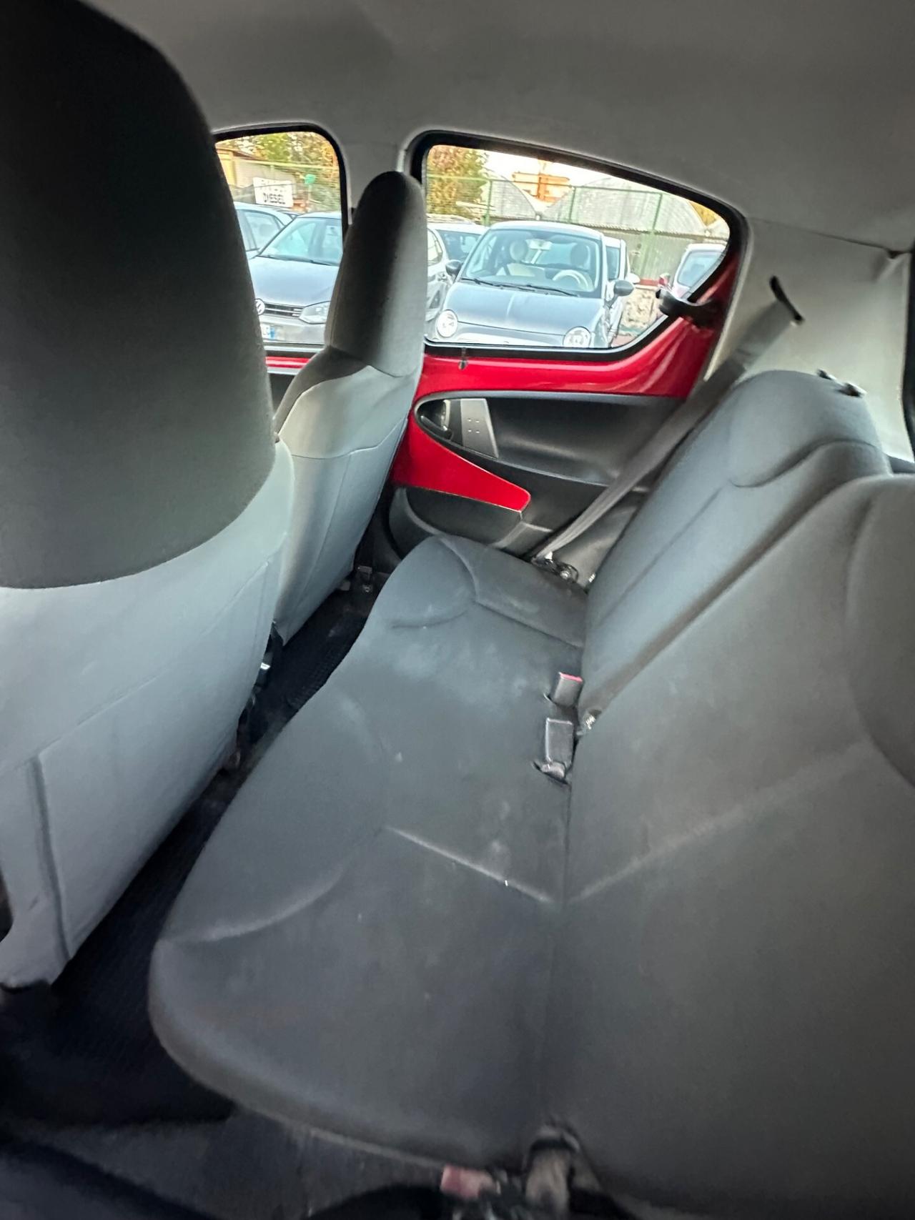 Toyota Aygo 1.0 12V VVT-i 5 porte Cool Soda Connect