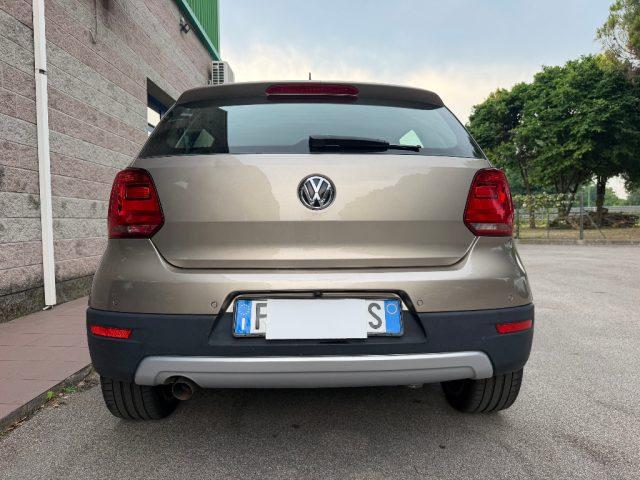 VOLKSWAGEN Polo Cross 1.4 TDI 90CV 5 PORTE UNIPROPRIETARIO SENSORI PARCH