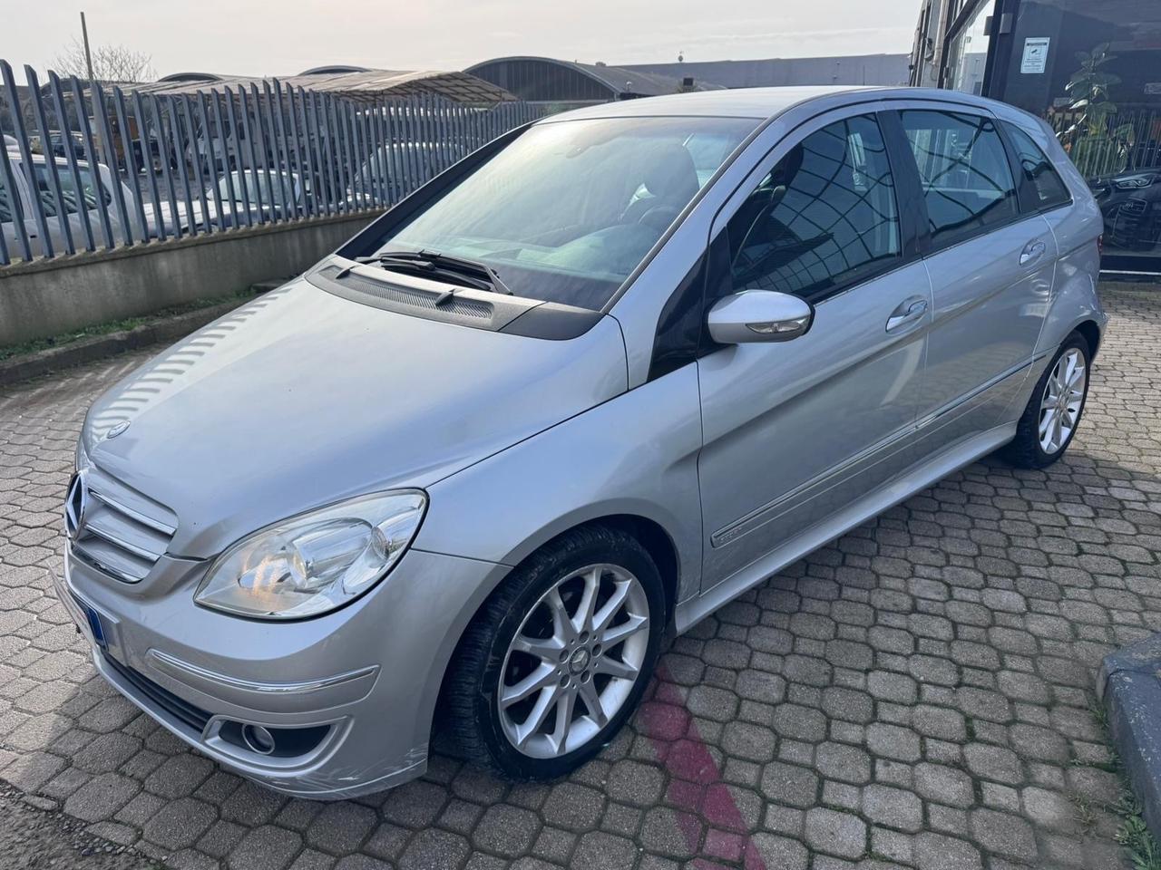 Mercedes-benz B 200 CDI Premium