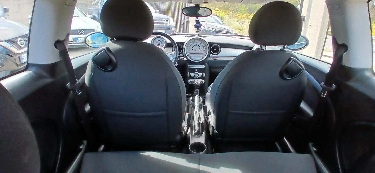 Mini One 1.4 16V Ray - 2010 Neopatentati