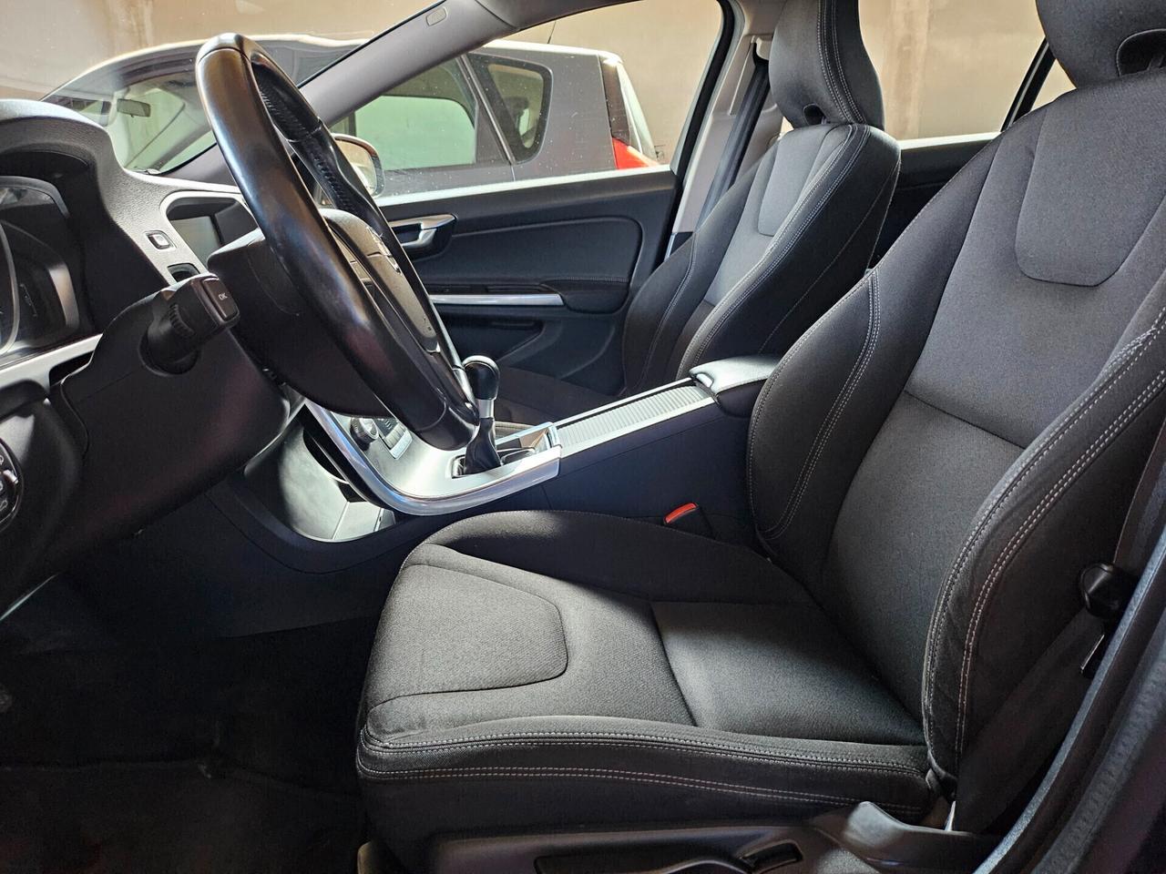 Volvo V60 D2 1.6 Kinetic