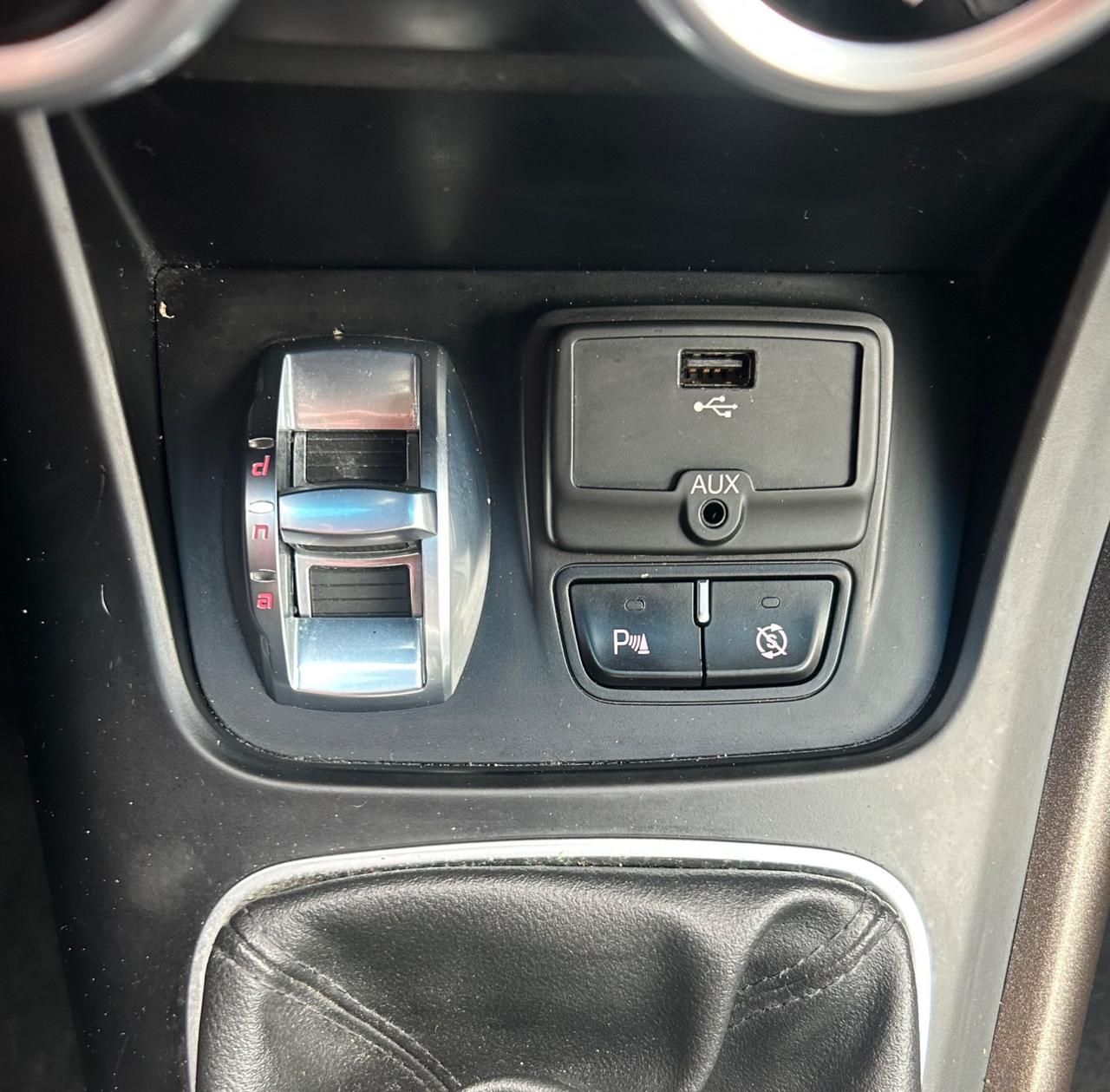 Alfa Romeo Giulietta JTDm-2 Exclusive Sport Pack