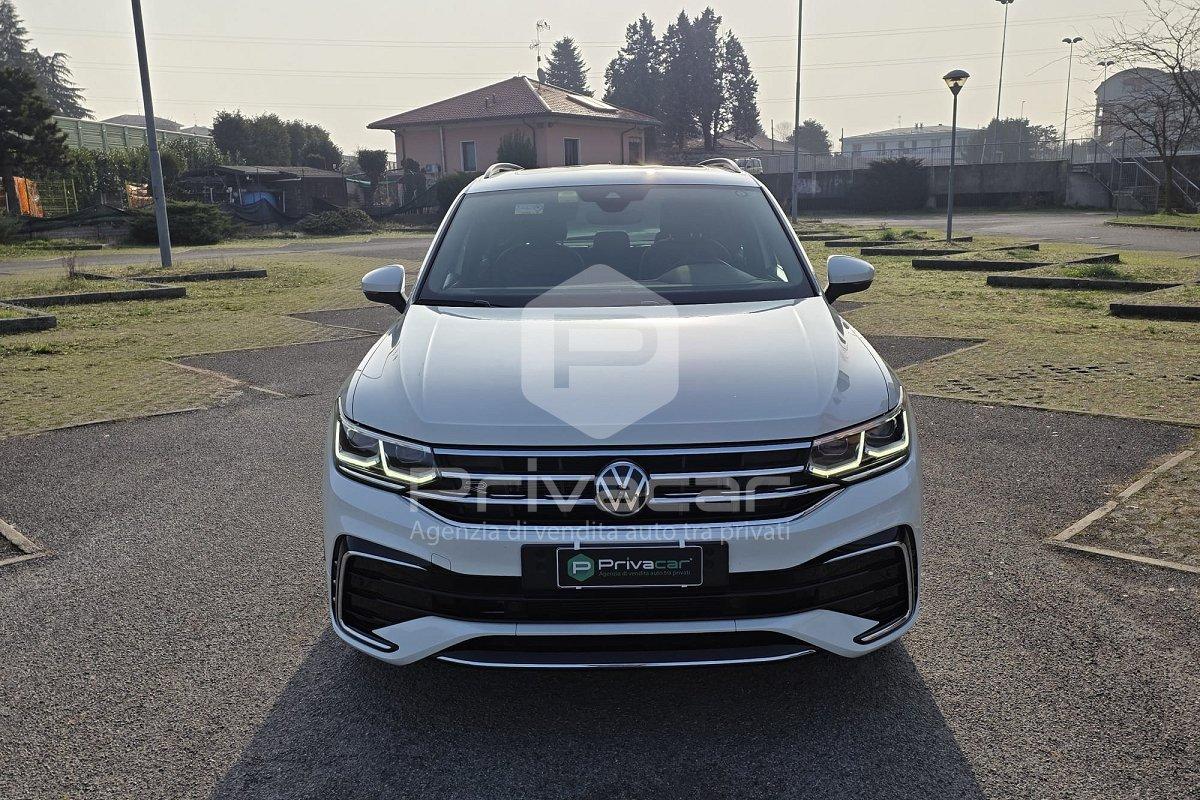 VOLKSWAGEN Tiguan 2.0 TDI 200 CV SCR DSG 4MOTION R-Line