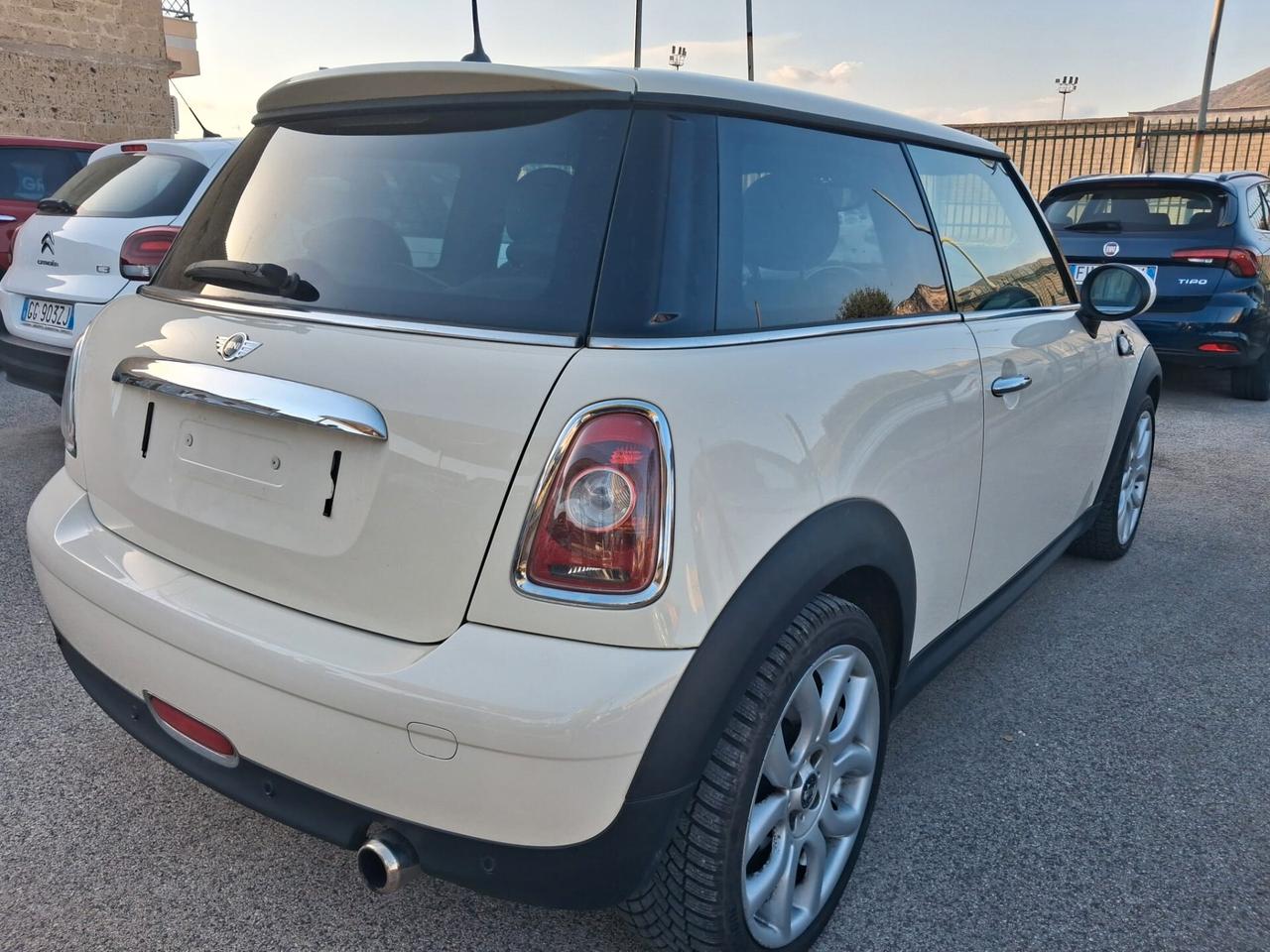 Mini 1.4 16V One 95 C.V. INTERNI PELLE TETTO PANORAMICO APRIBILE CON SOLI KM 67283