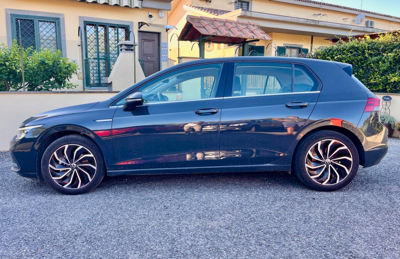 Volkswagen Golf 1.5 eTSI 130 CV EVO ACT DSG Style