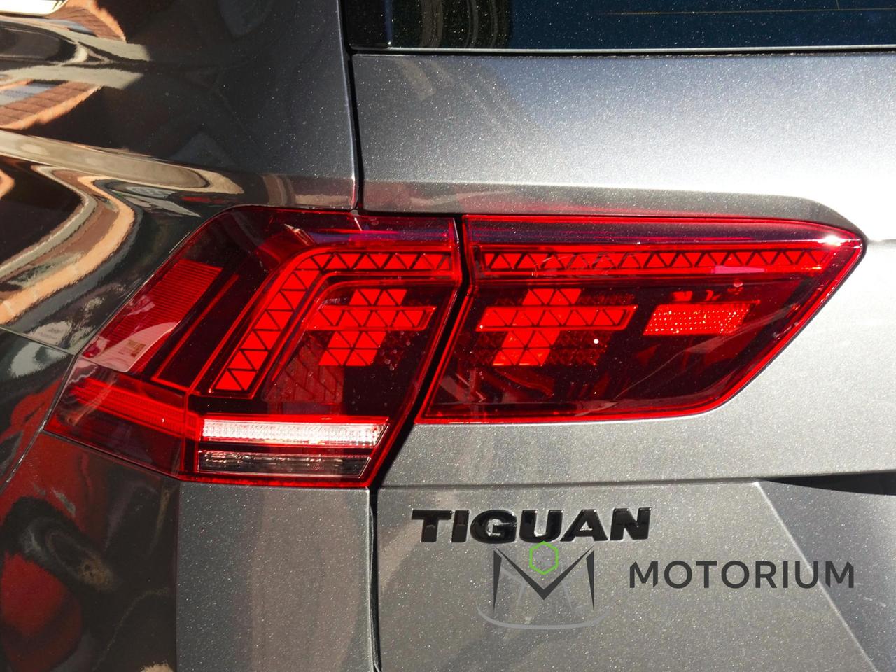 Volkswagen Tiguan 2.0 TDI DSG R-LILE 4MOTION -IMPECCABILE-