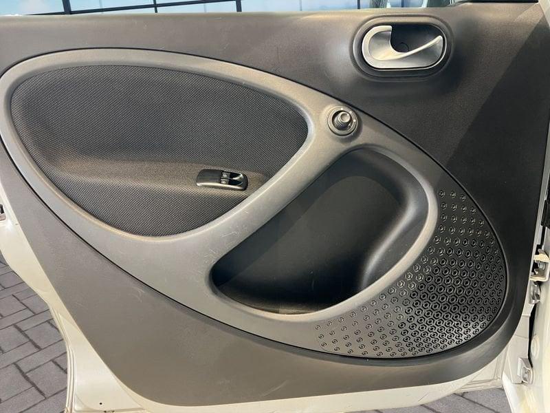 smart forfour forfour 70 1.0 twinamic Passion