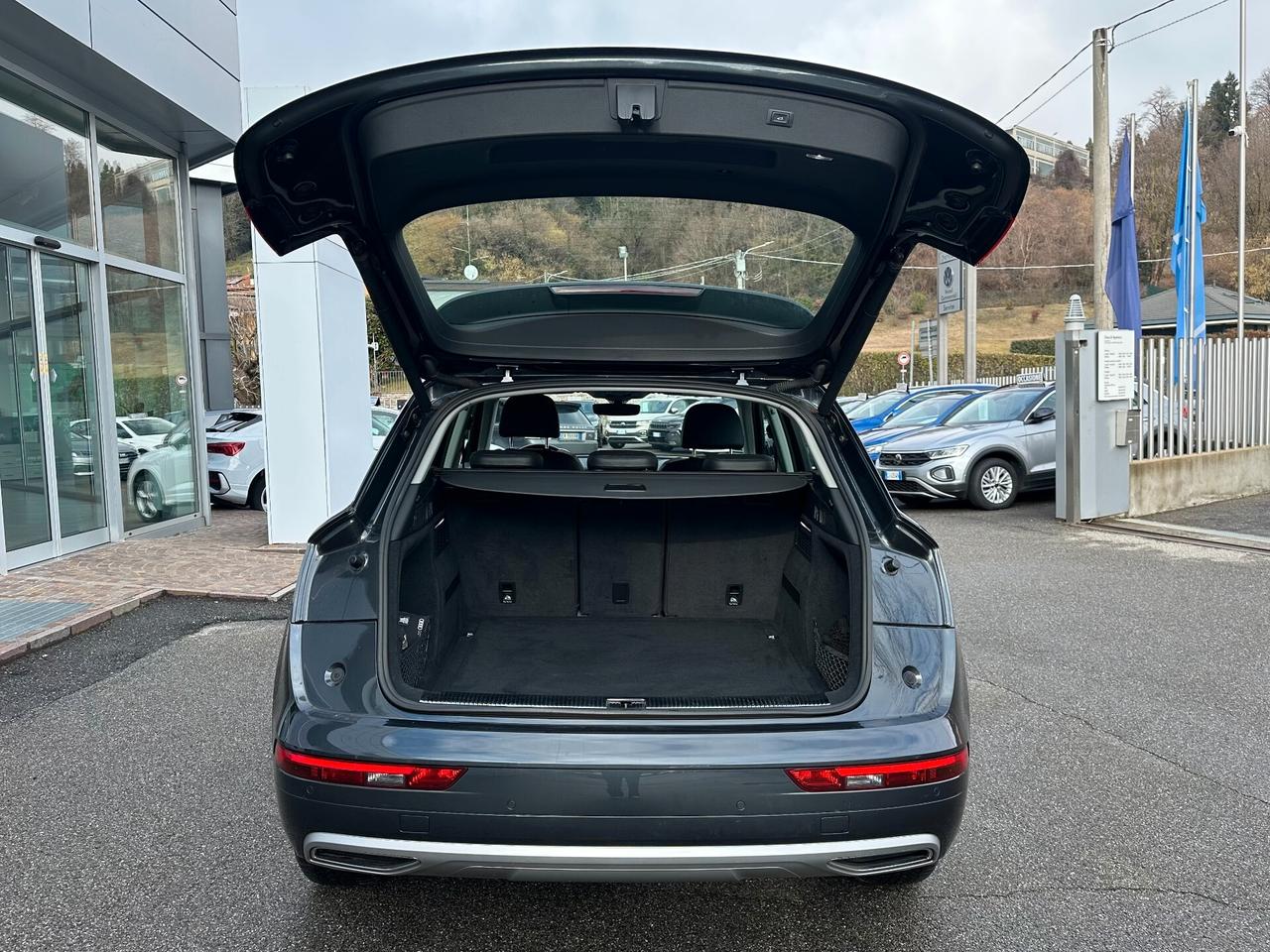 Audi Q5 2.0 TDI 190 CV quattro S tronic Business Sport