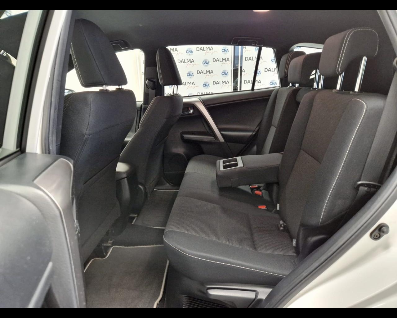 TOYOTA Rav4 IV - Rav4 2.5 vvt-i h Style 2wd e-cvt my17
