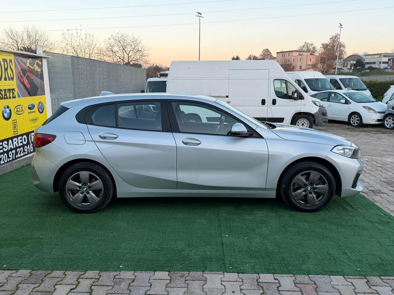 Bmw 116 116d 5p. Advantage