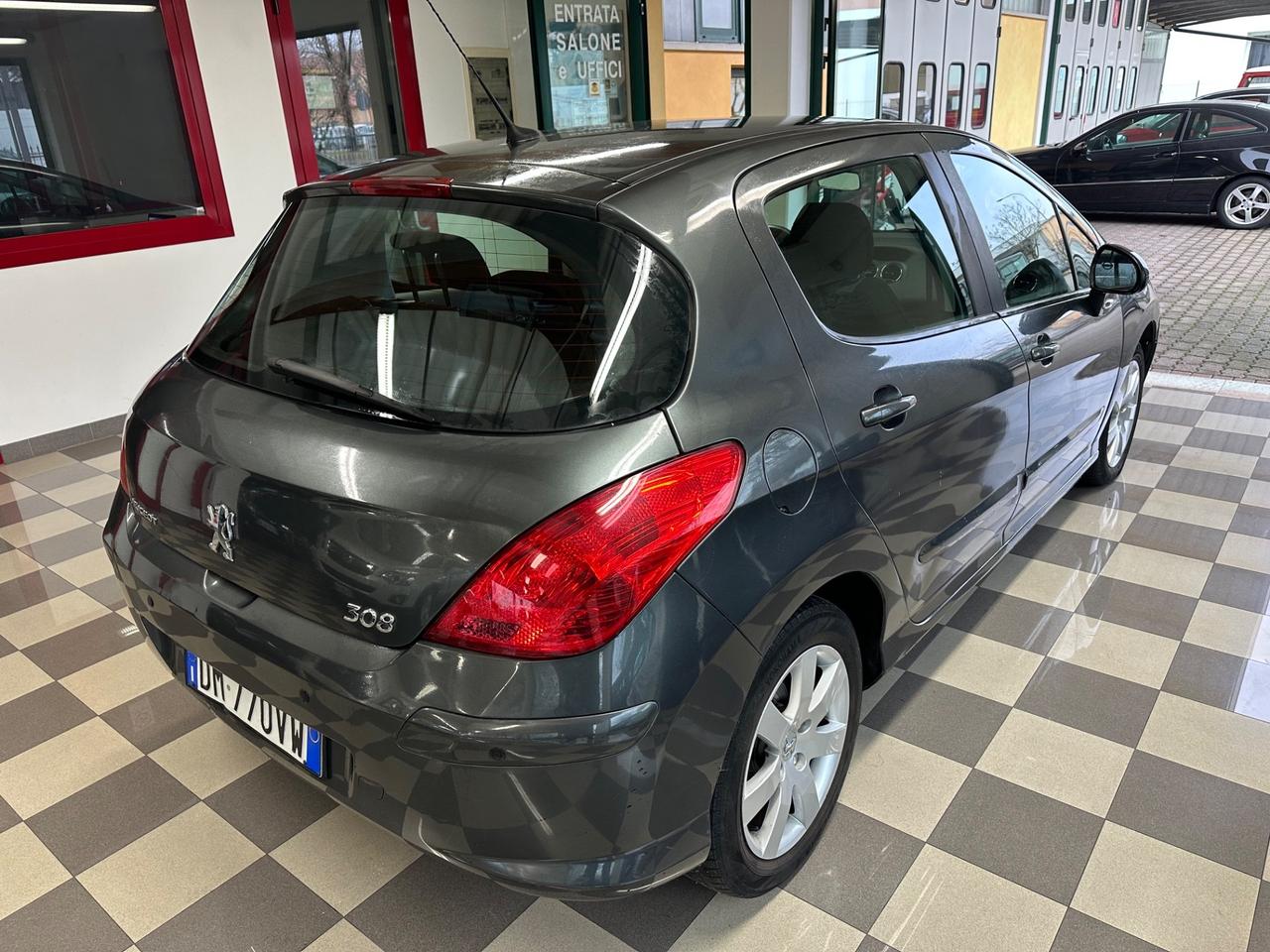 Peugeot 308 1.6 HDi 110CV 5p. Premium