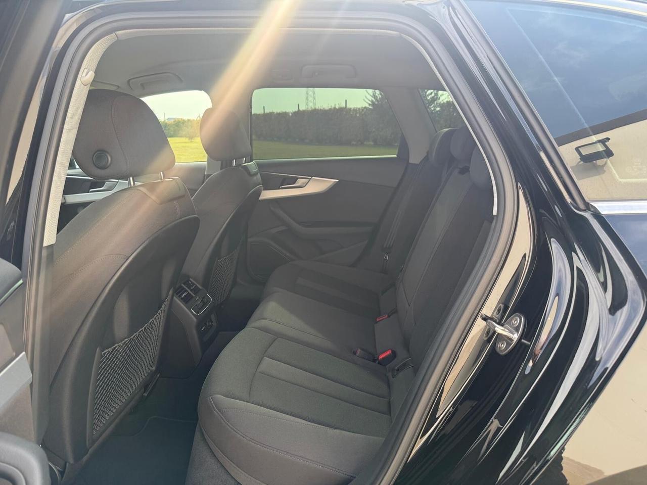 Audi A4 Avant Ultra S line Edition 190cv
