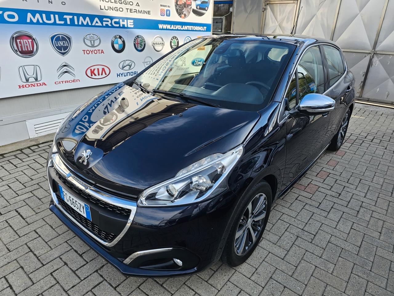 Peugeot 208 PureTech 82 5 porte Allure