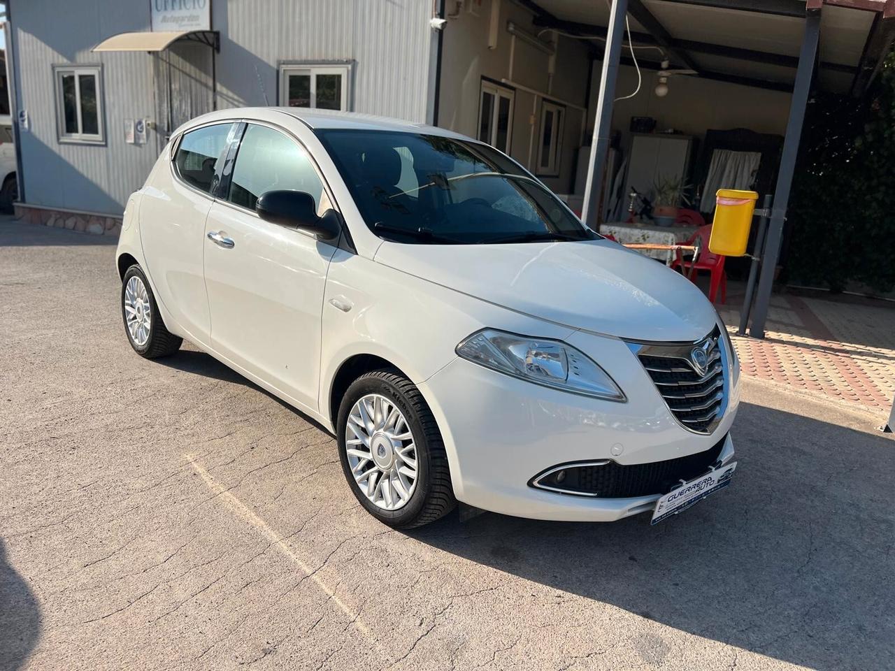 Lancia Ypsilon 1.3 MJT 16V 95 CV 5 porte S&S Silver KM 192MILA UNIC .PROP