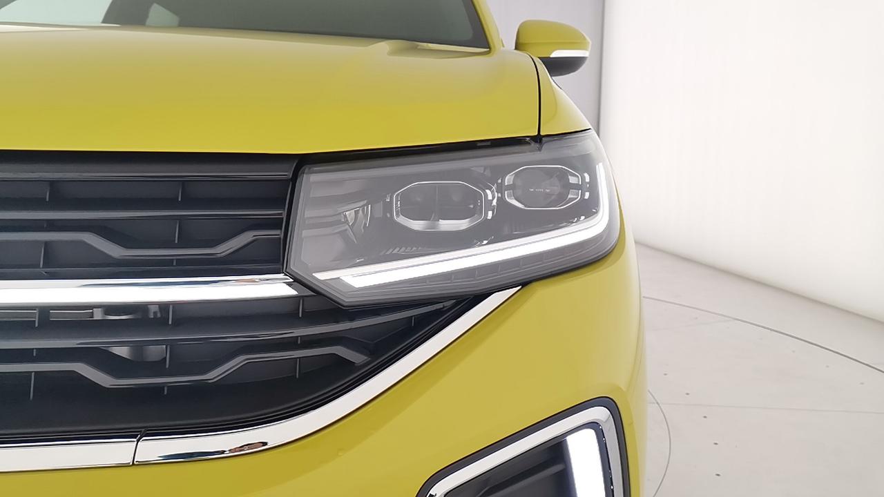 VOLKSWAGEN Nuova T-Cross R-Line 1.0 TSI 85 kW (115 CV) Manuale