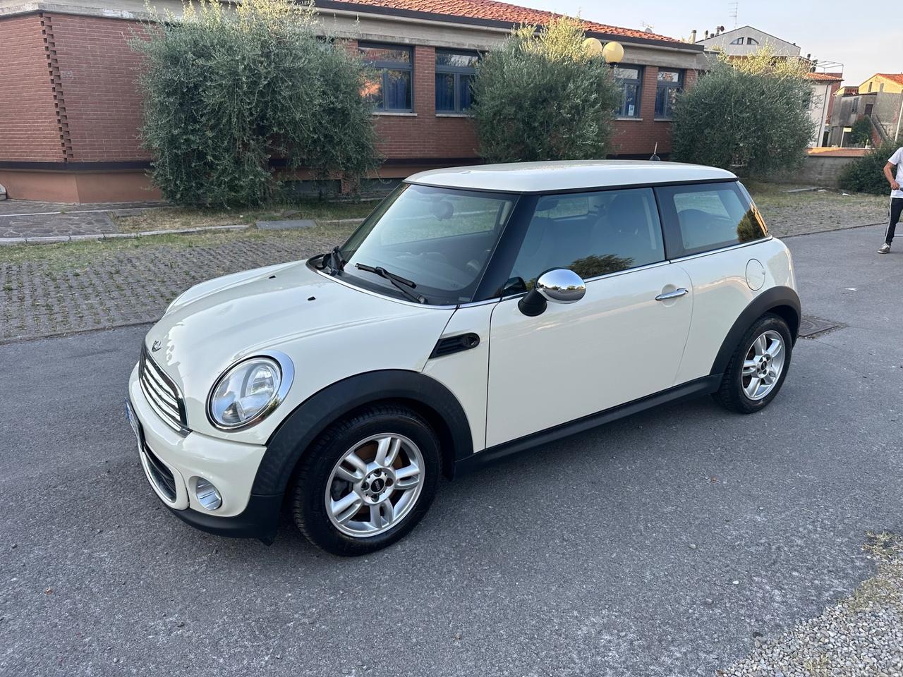Mini 1.6 16V One D
