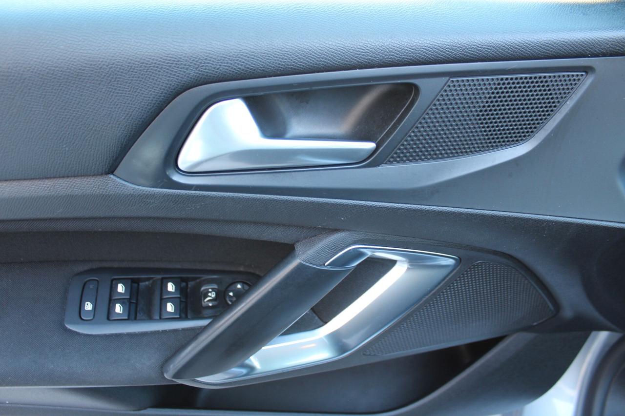 Peugeot 308 BlueHDi 100 S&S SW Business