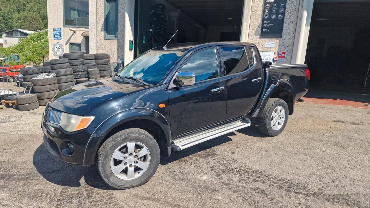 Mitsubishi L200 2.5 DI-D/136CV Double Cab Intense