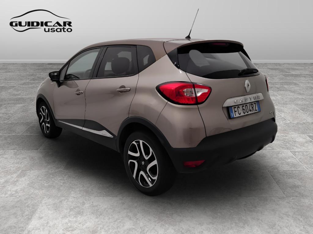 RENAULT Captur I 2013 - Captur 1.5 dci Iconic 90cv edc