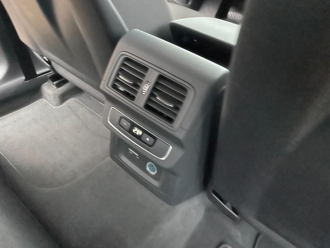 Audi Q5 35 TDI S tronic Business