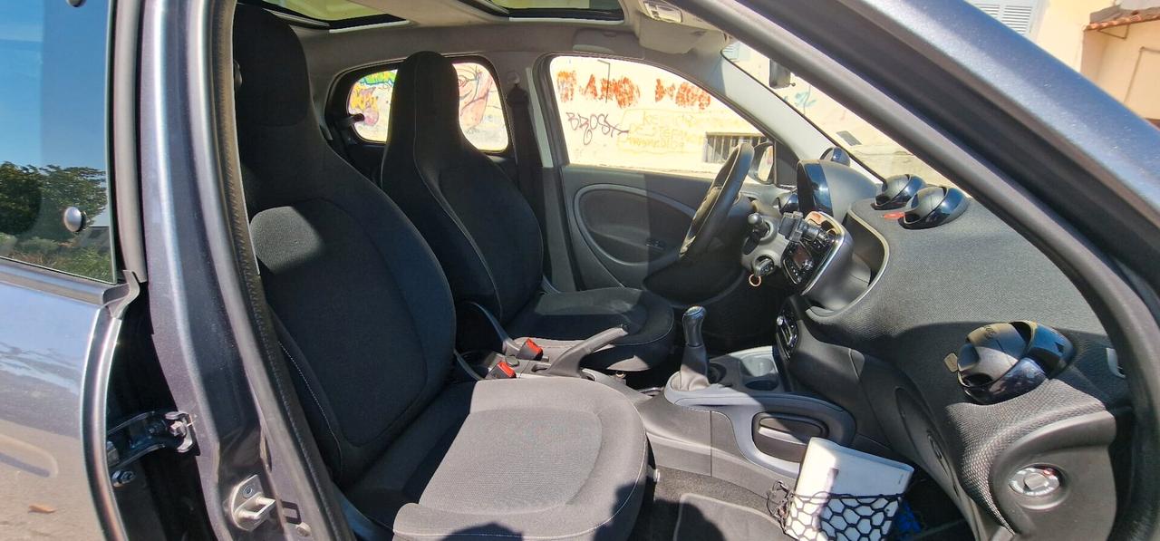 Smart ForFour 1.0 Benzina 70CV Passion