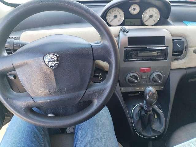 Lancia Ypsilon 1.2 8v