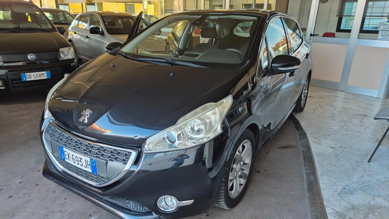 Peugeot 208 1.6 e-HDi 92 CV Stop&Start 5 porte Active