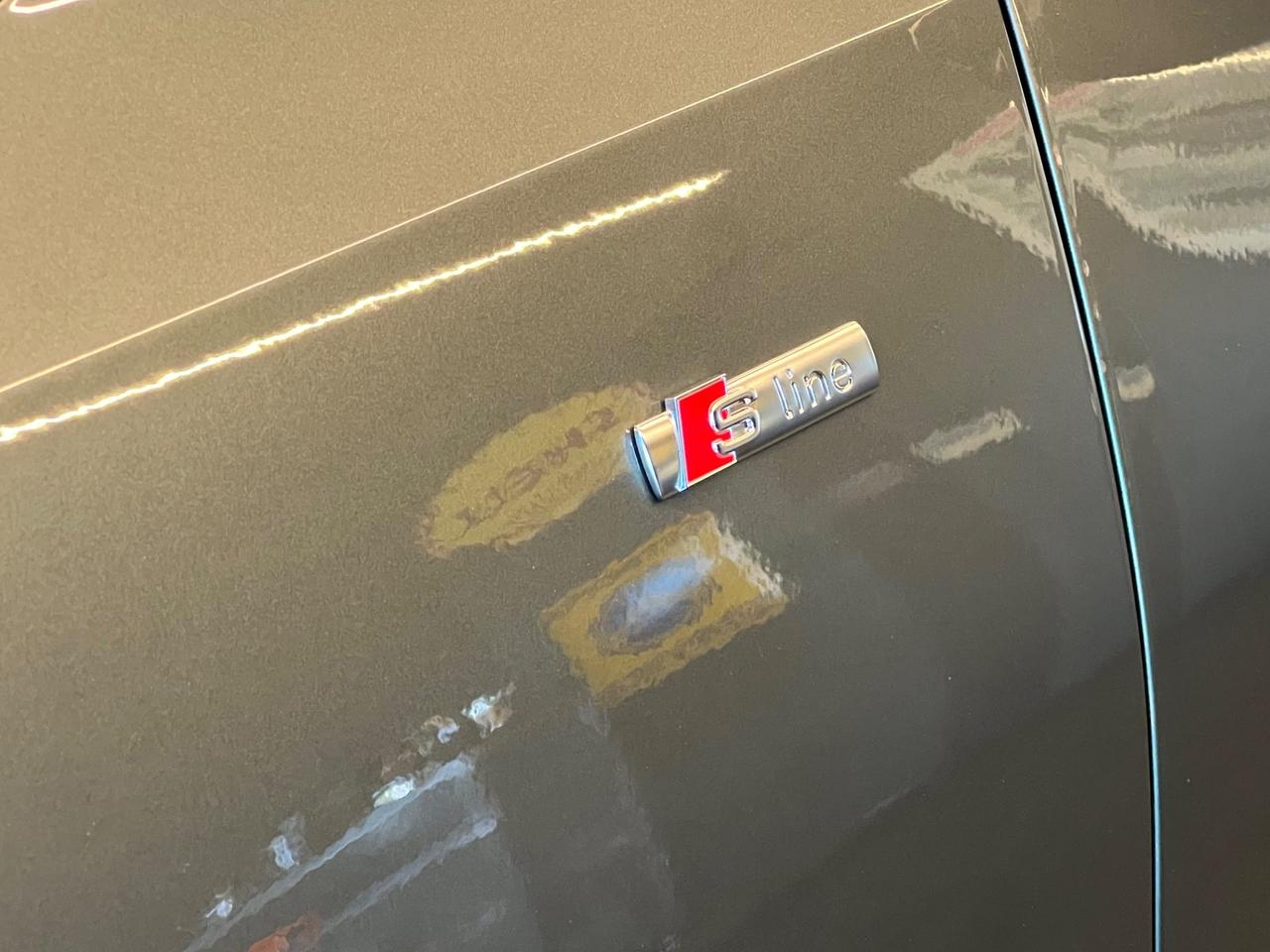 Audi Q3 S line edition quattro NUOVO MODELLO !