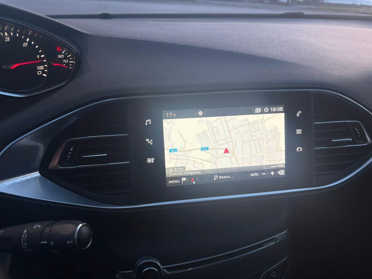 Peugeot 308 BlueHDi 120 S&S EAT6 Allure