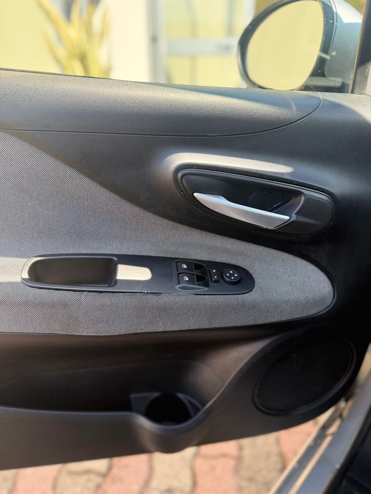 Fiat Punto Evo 1.3 MJT 75cv 5p.