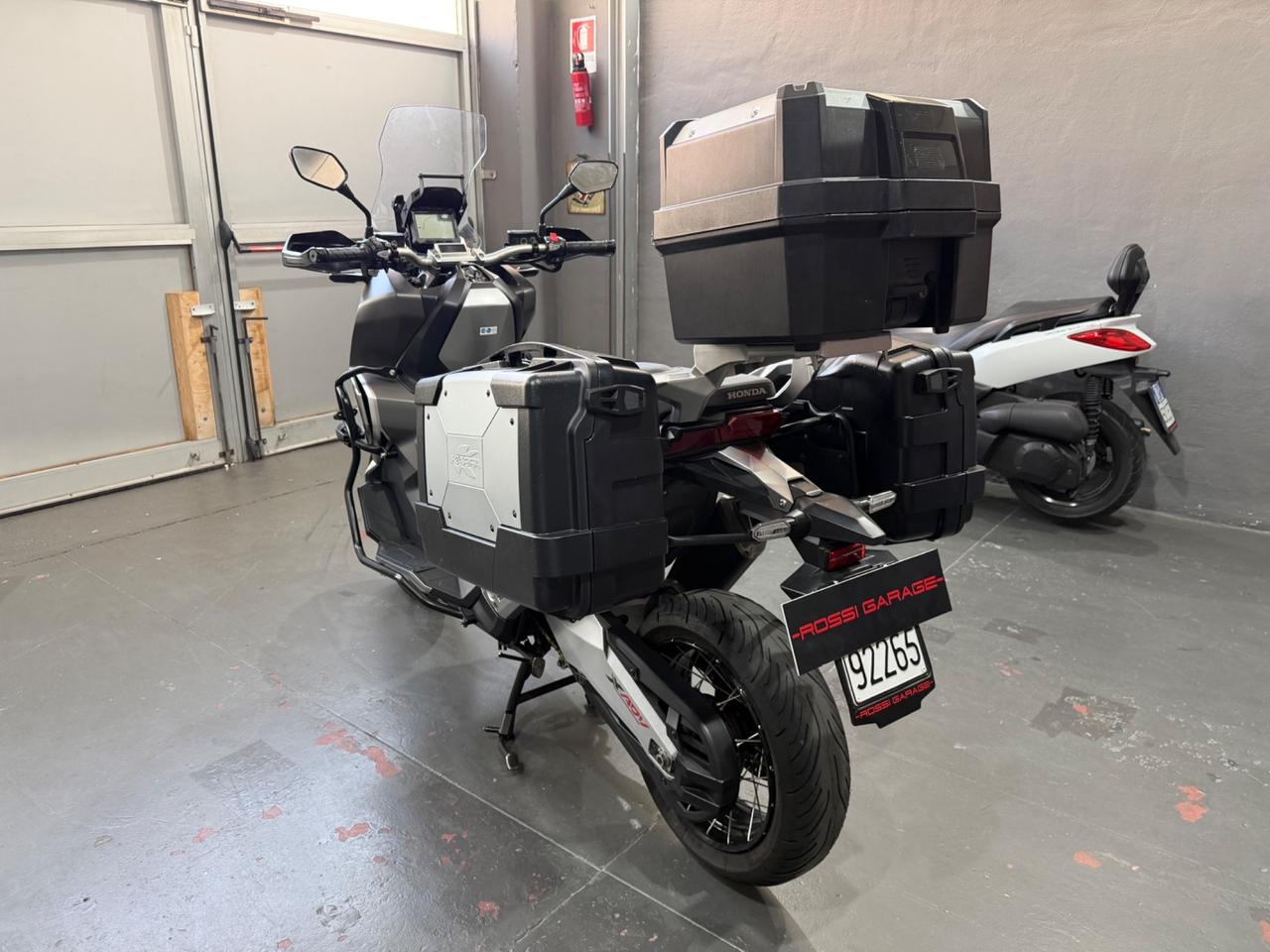 HONDA X-ADV 750 TRAVEL ABS
