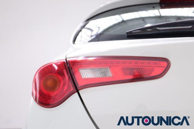 ALFA ROMEO Giulietta 1.6 JTDM-2 105 CV DISTINCTIVE NEOPATENTATI