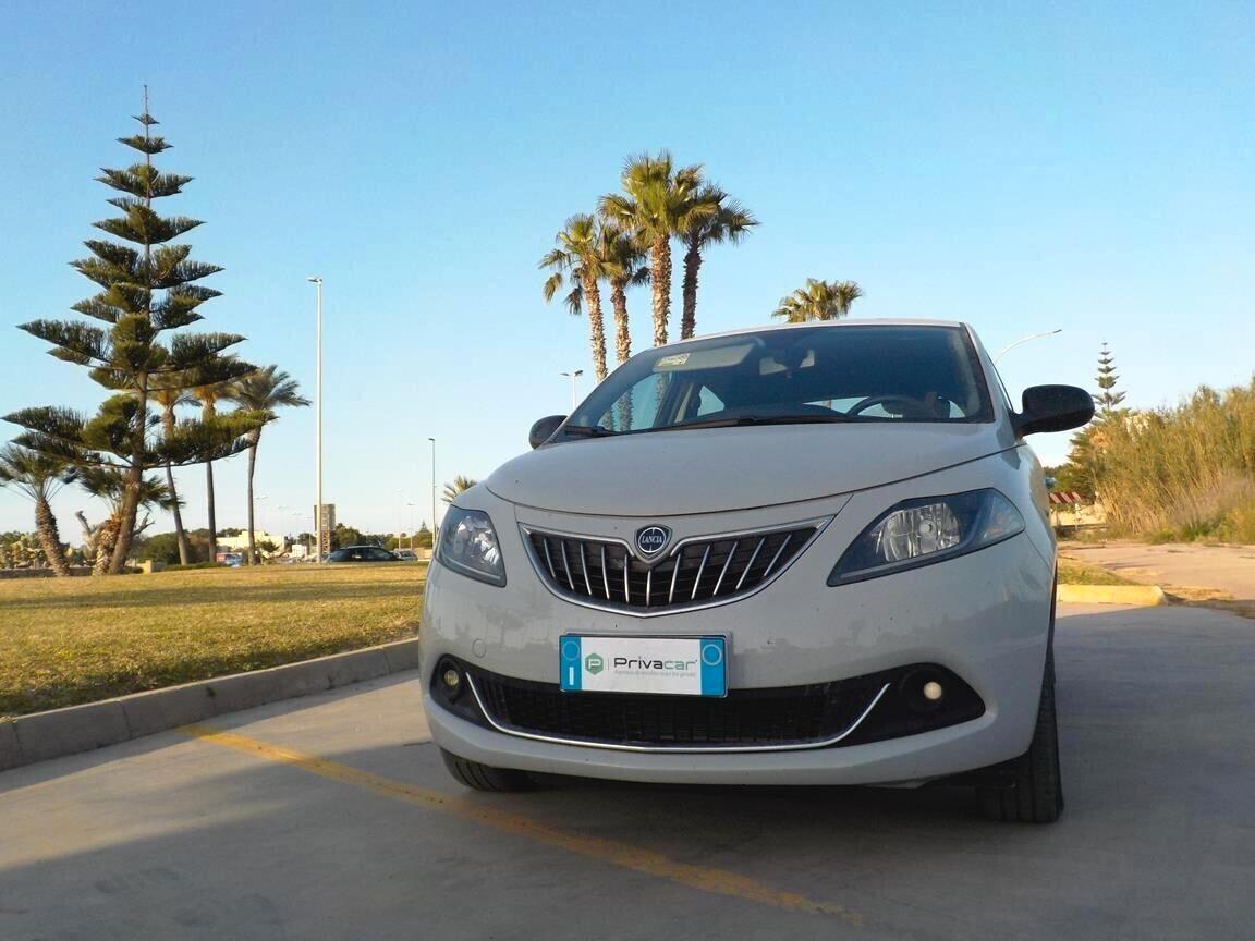 Lancia Ypsilon 1.0 FireFly 5 porte S&S Hybrid Ecochic Gold