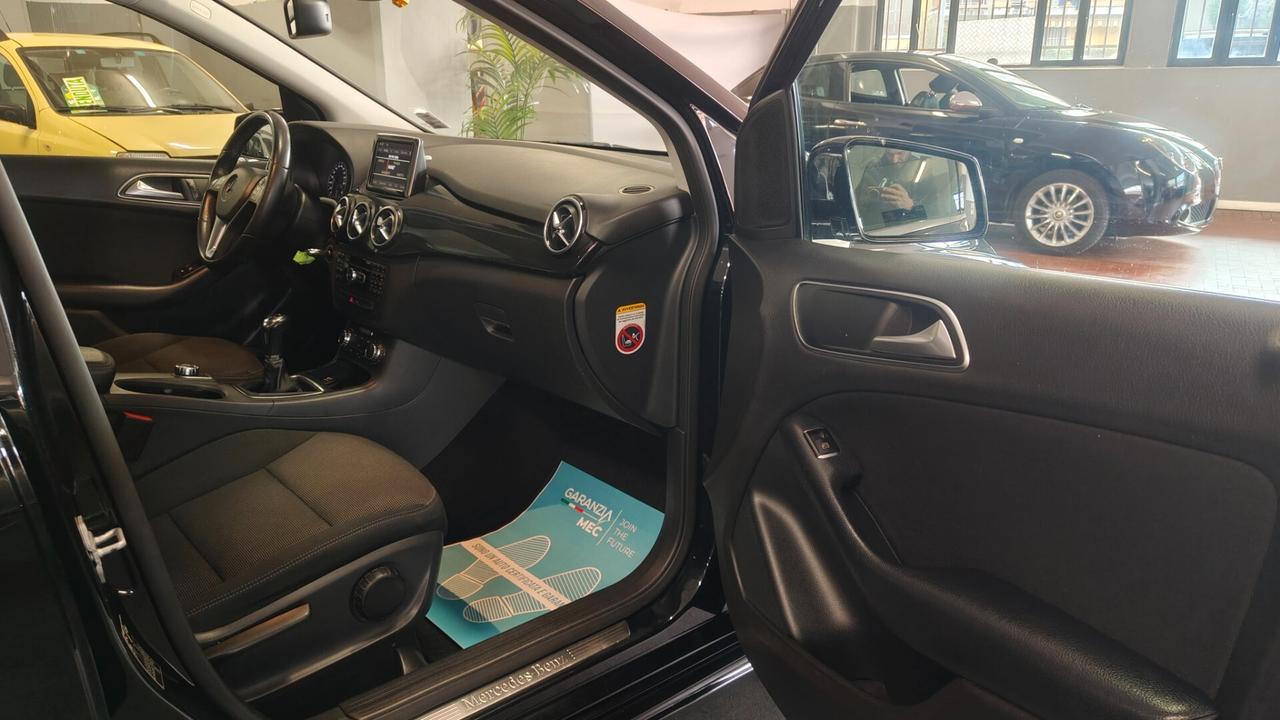 Mercedes-benz B 180 CDI BlueEFFICIENCY Executive
