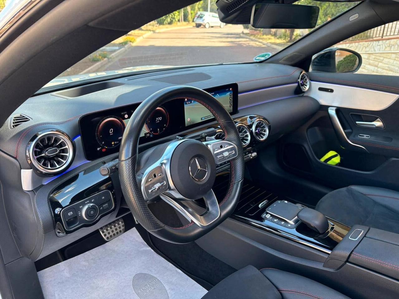 Mercedes-benz CLA 200 d Automatic Premium//