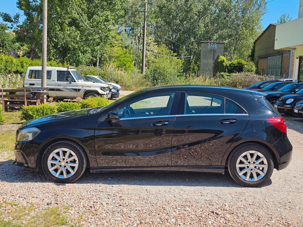 Mercedes-benz A 180 A 180 d Executive