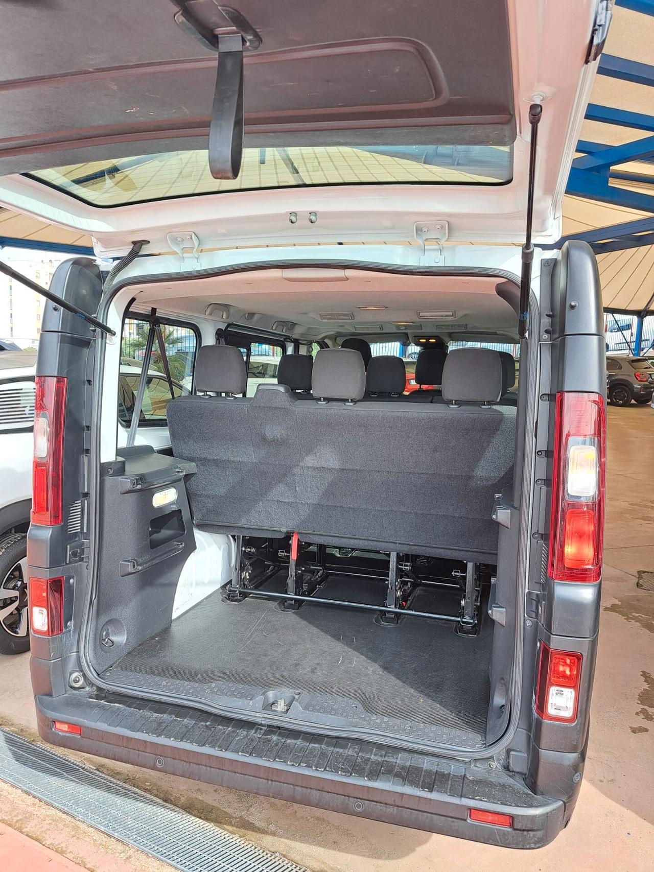 Nissan Primastar 2.0 DCi 110CV 9 POSTI S/S