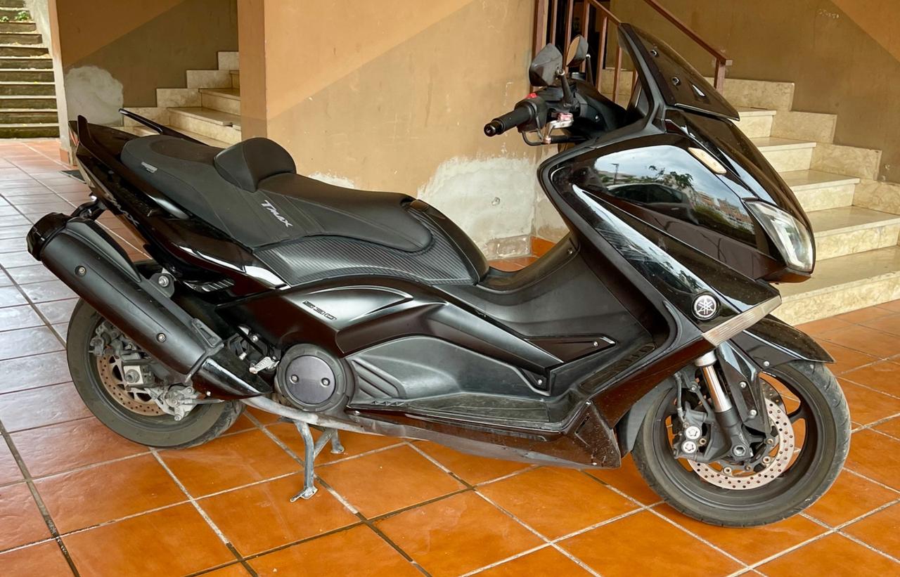 Yamaha T Max 530