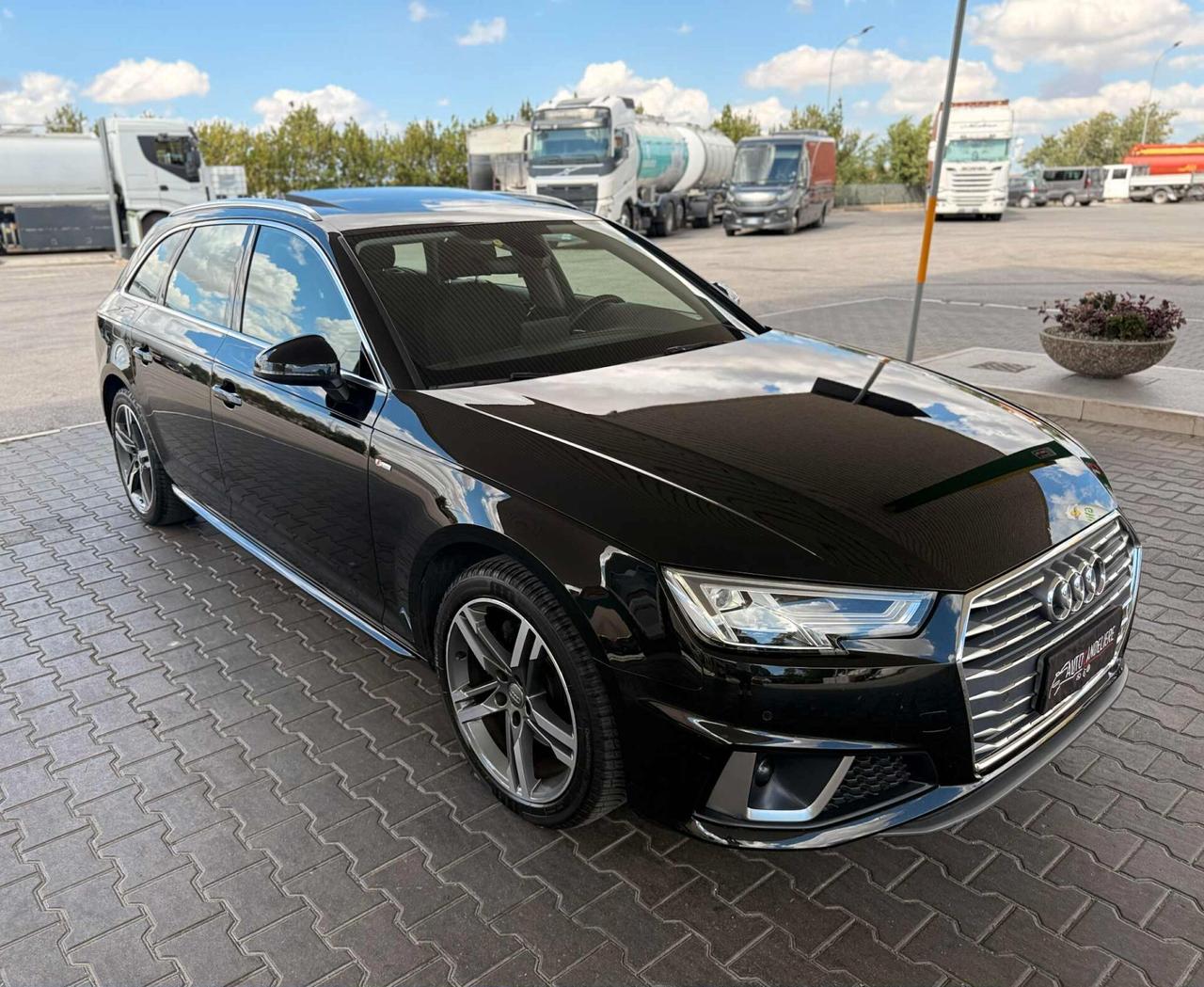 Audi A4 Avant 35 TDI S tronic line edition/TETTO/18/PDC/BELLA