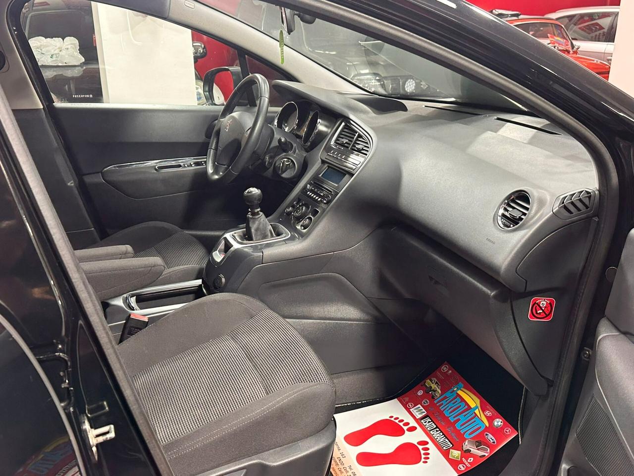 Peugeot 5008 1.6 HDi 112CV Féline 7 posti - 2011
