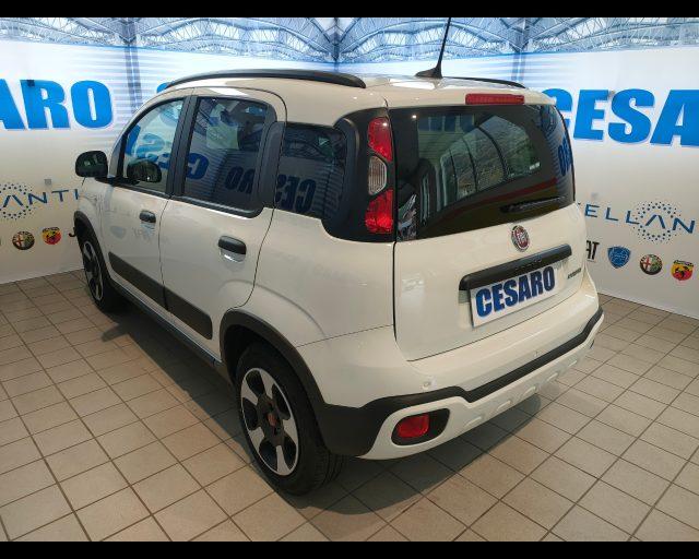 FIAT New Panda 1.0 firefly hybrid Cross s&s 70cv 5p.ti