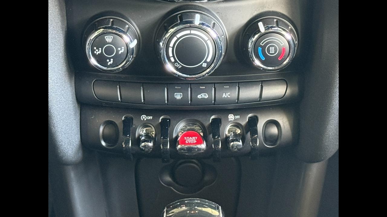 MINI Mini IV F54-F55-F56-F57 - Mini 5p 1.5 Cooper Classic auto