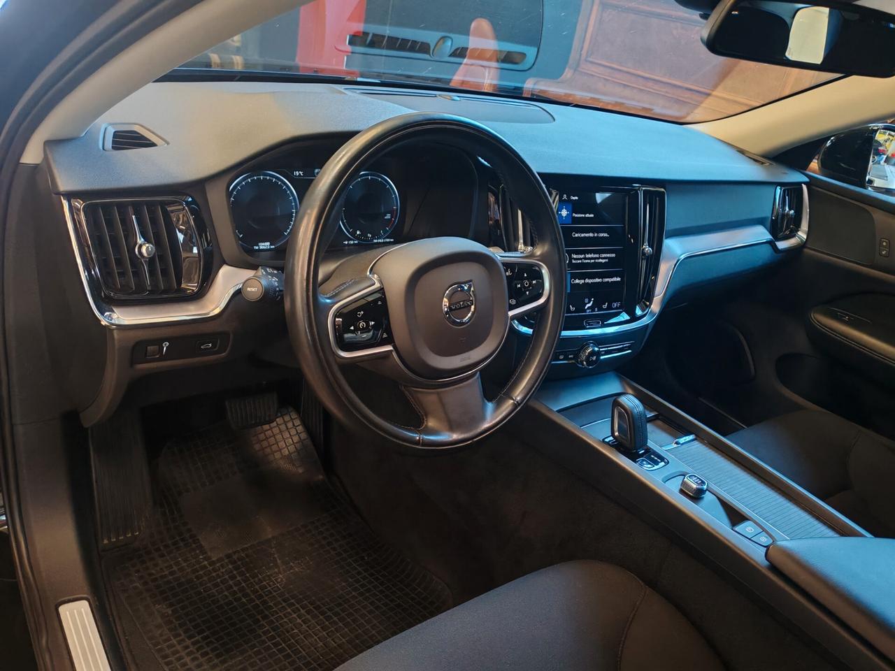 Volvo V60 Momentum Business Pro