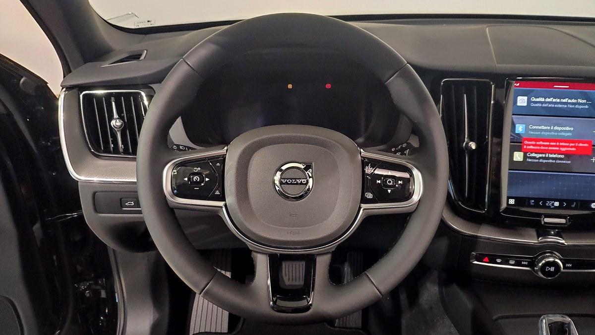 VOLVO Xc60 T6 Plug-In Hybrid Awd Aut. Plus Black Edition